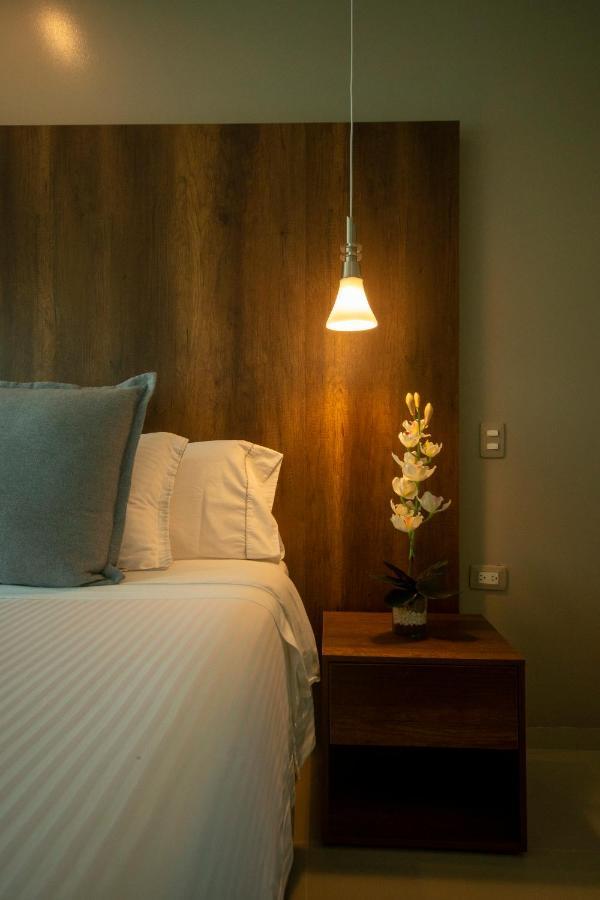 Hotel Santorini Loft มอนเตริอา ภายนอก รูปภาพ